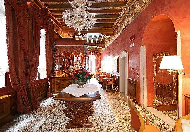 Hotel Al Ponte Antico à Venise Italie